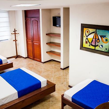 Hotel Plaza Mayor מדיין מראה חיצוני תמונה