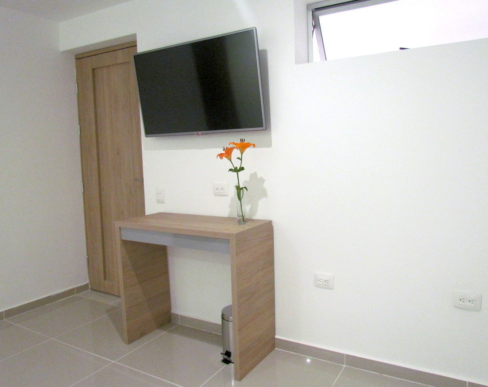 Hotel Plaza Mayor מדיין מראה חיצוני תמונה